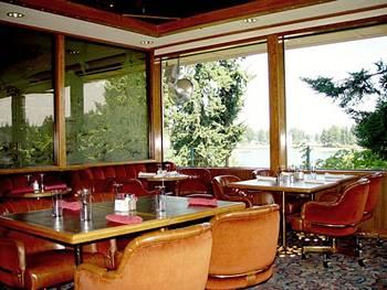 Oyster Bay & Hotel