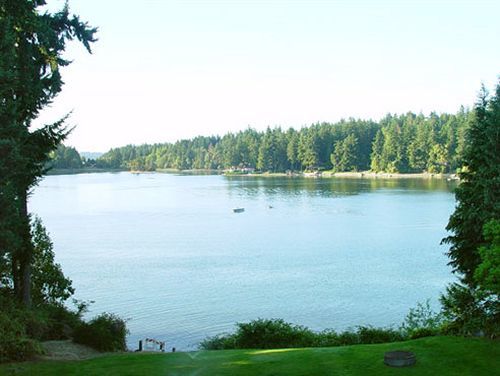 Hotel Oyster Bay & Bremerton